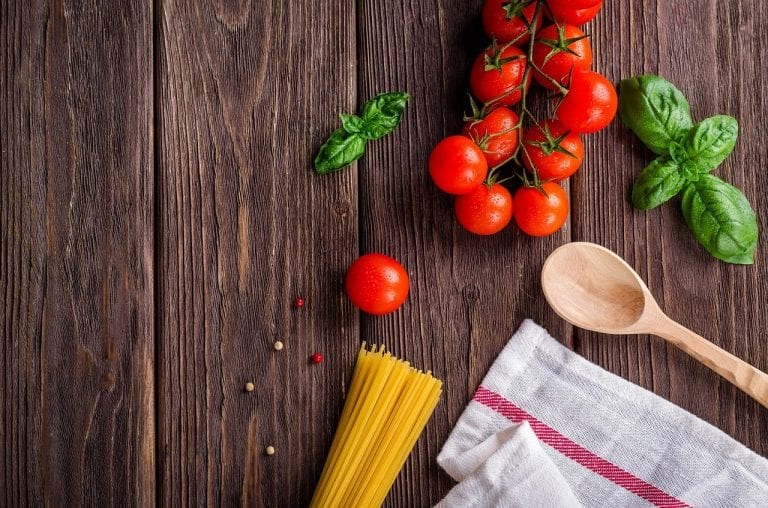 5 EASY COOKING SECRETS TO HELP YOU IN THE KITCHEN